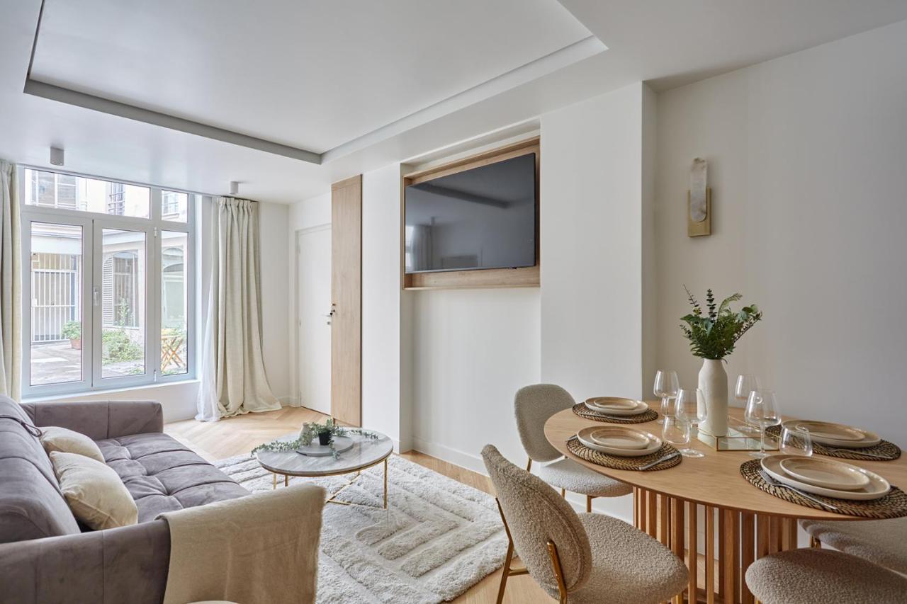 Apartment Centre De Paris By Studio Prestige Bagian luar foto